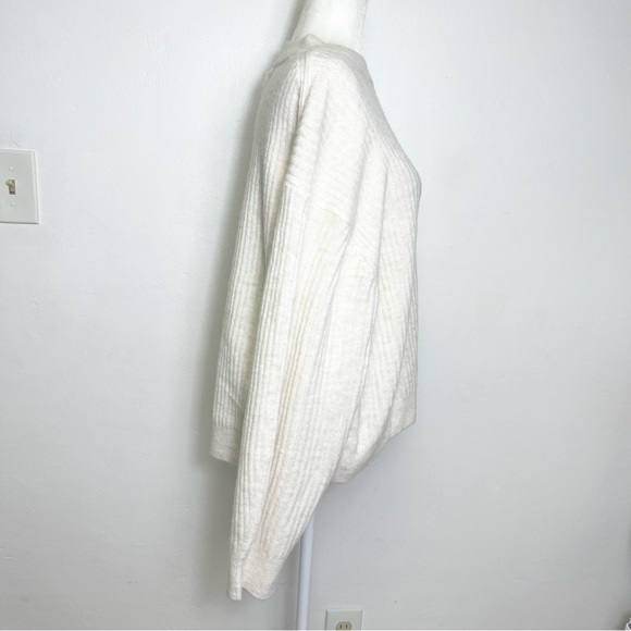 NWT H&M Crewneck Pullover Ribbed Sweater Cream Ivory Size Small - Picture 7 of 14